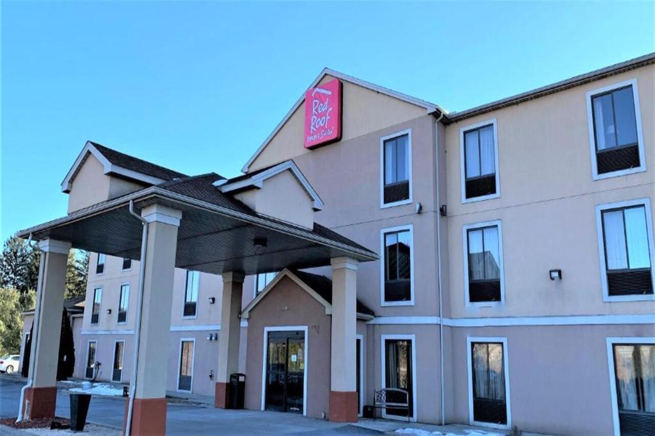 Red Roof Inn & Suites Bloomsburg - Mifflinville Bagian luar foto