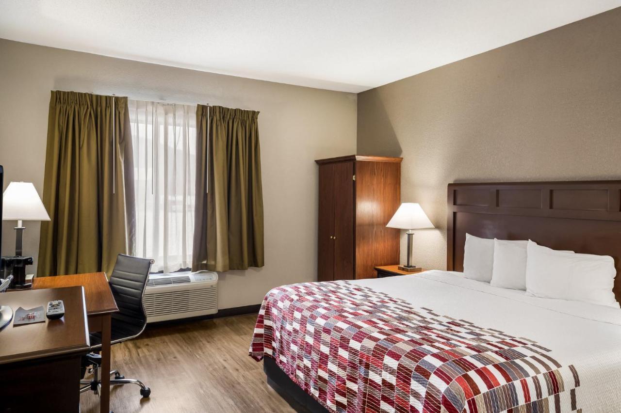 Red Roof Inn & Suites Bloomsburg - Mifflinville Bagian luar foto