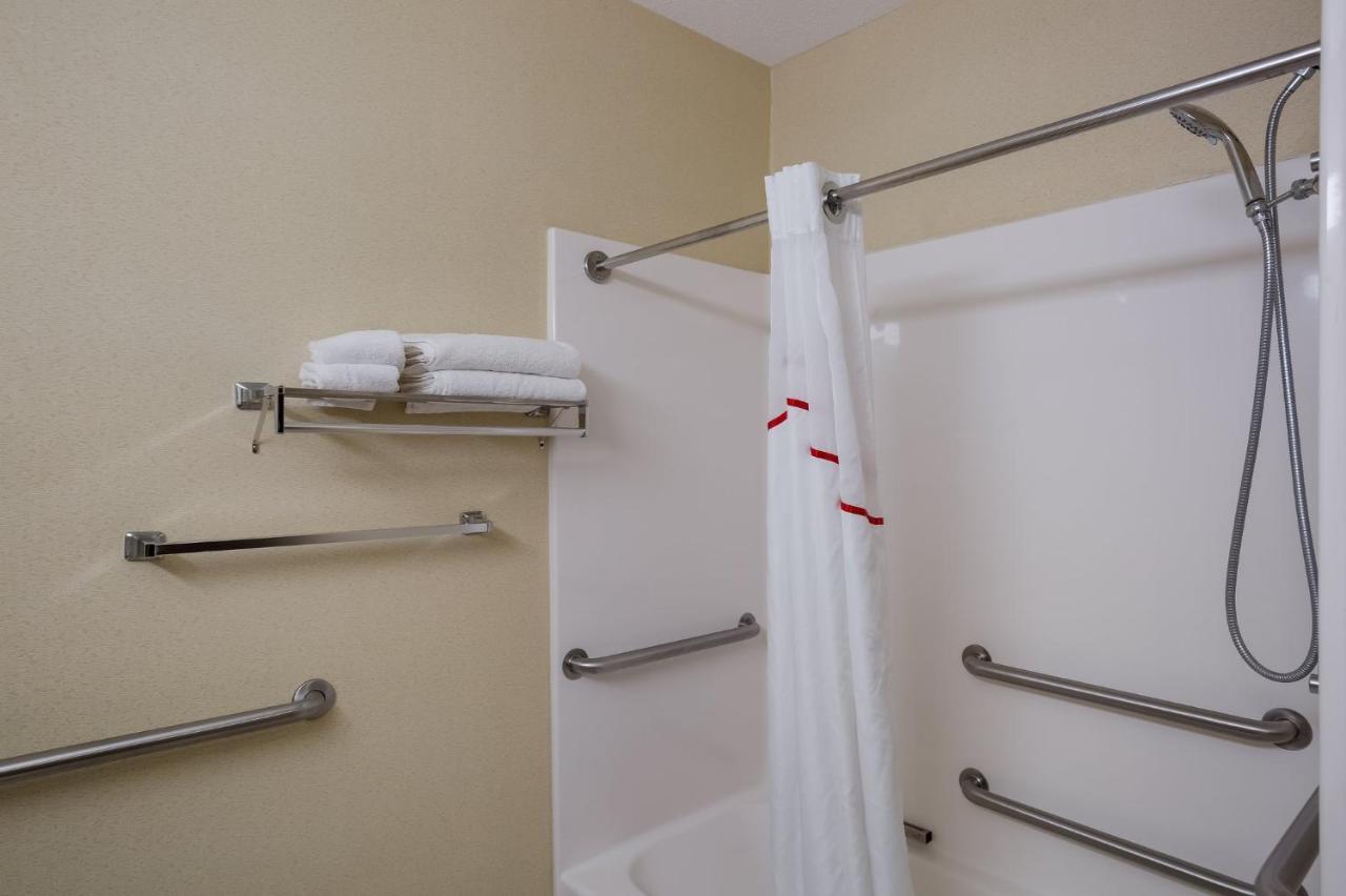 Red Roof Inn & Suites Bloomsburg - Mifflinville Bagian luar foto